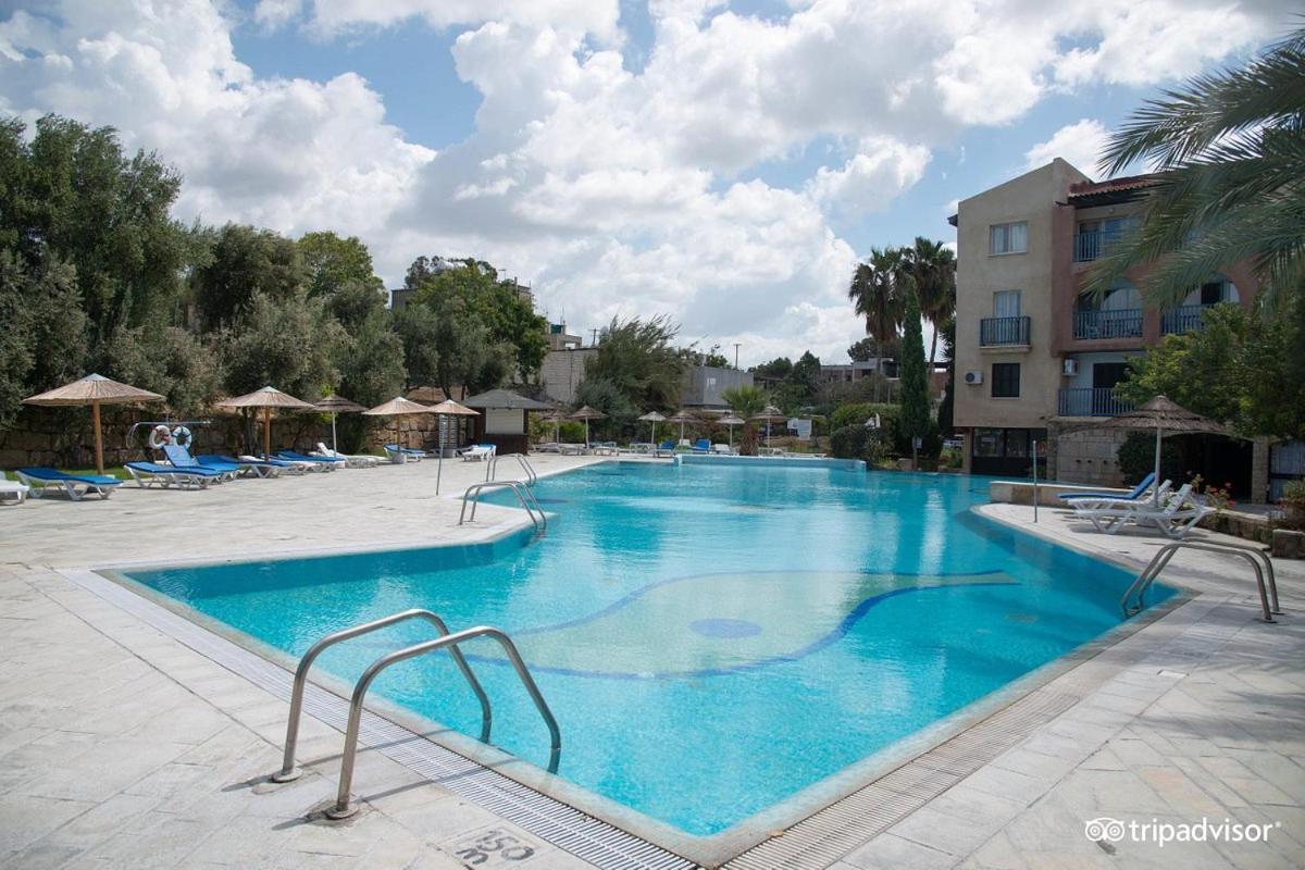 Mike'S Basilica Apartment Paphos Luaran gambar