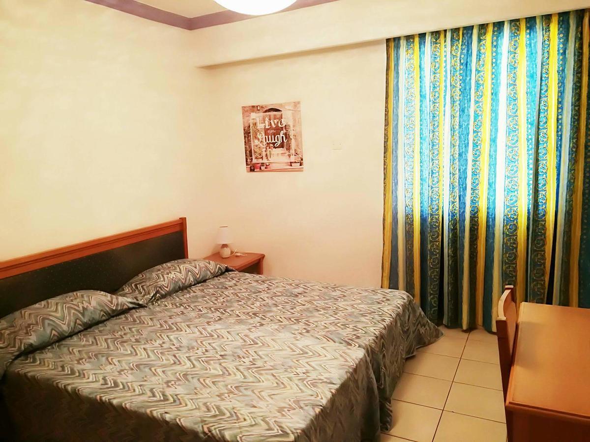 Mike'S Basilica Apartment Paphos Luaran gambar